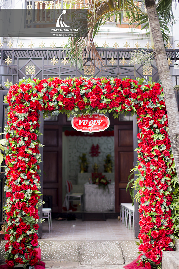 trang trí cổng hoa