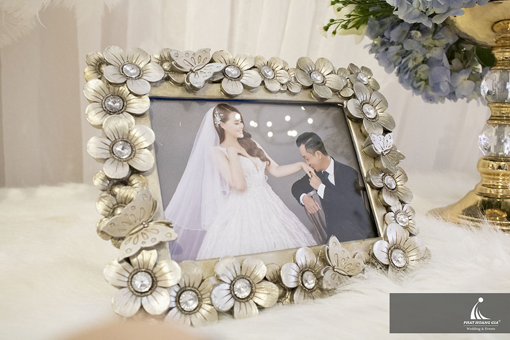 Trang trí tiệc cưới Phát Hoàng Gia