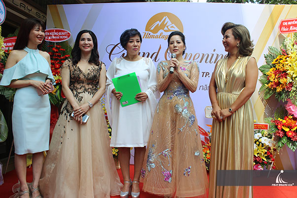 lễ khai trương Chi nhánh Himalaya Health 7
