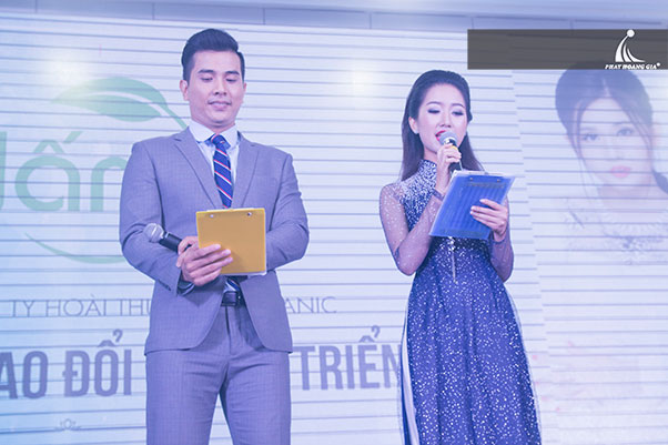 hội thảo công ty mỹ phẩm hoài thương organic 12