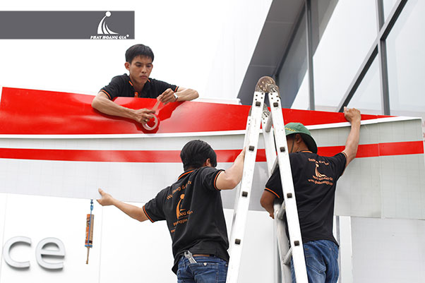 khai trương showroom nissan gò vấp 35