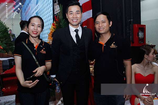 khai trương showroom nissan gò vấp 39