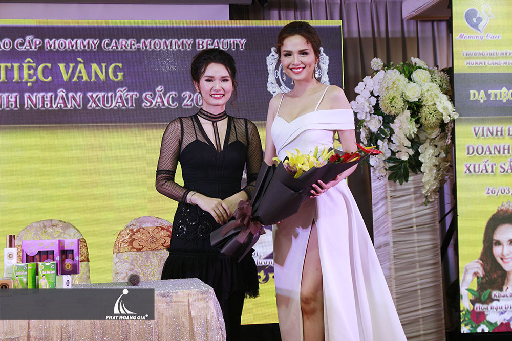 Vinh danh doanh nhân xuất sắc khánh hà beauty 16