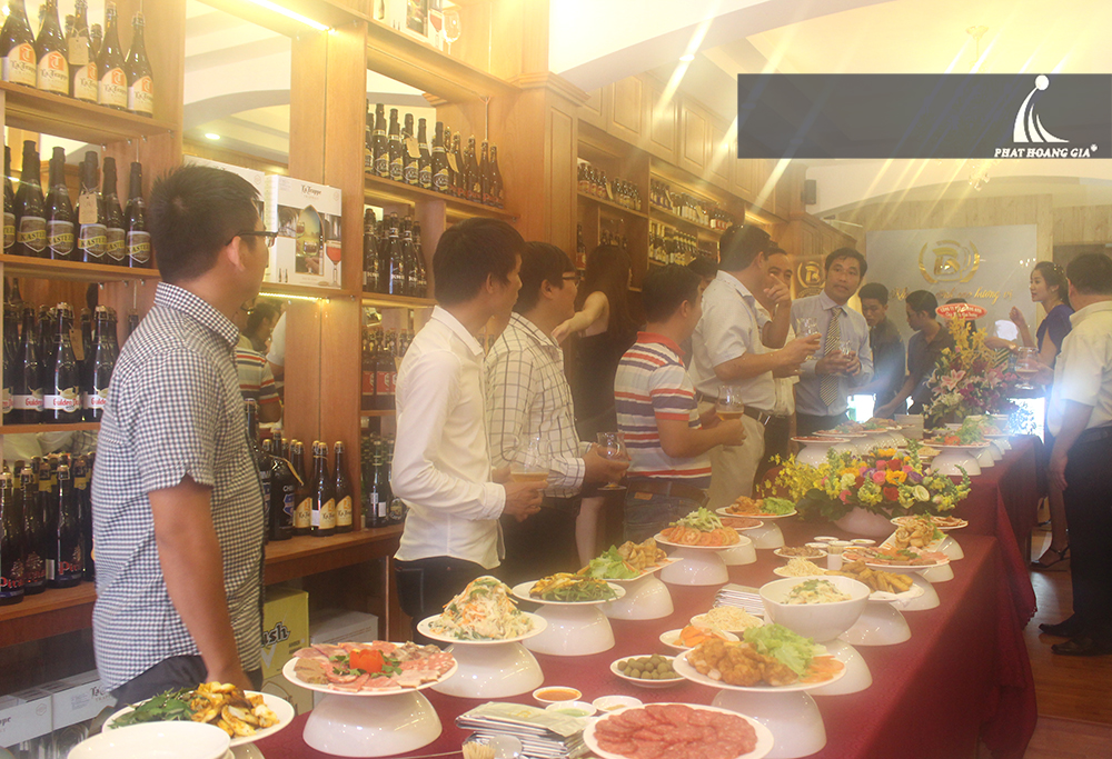 khai trương Nhà hàng Bacchus Beer 06