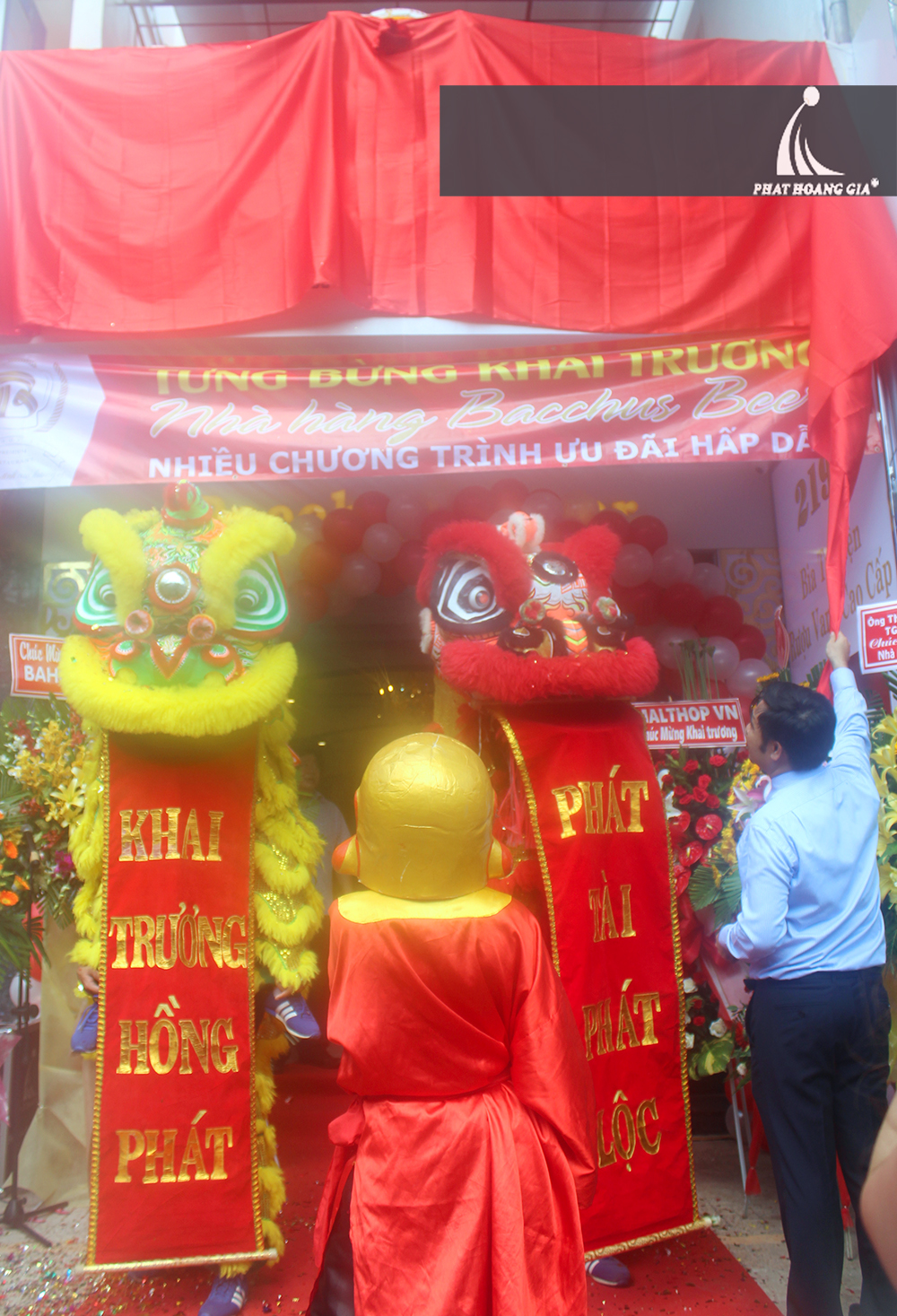 khai trương Nhà hàng Bacchus Beer 09