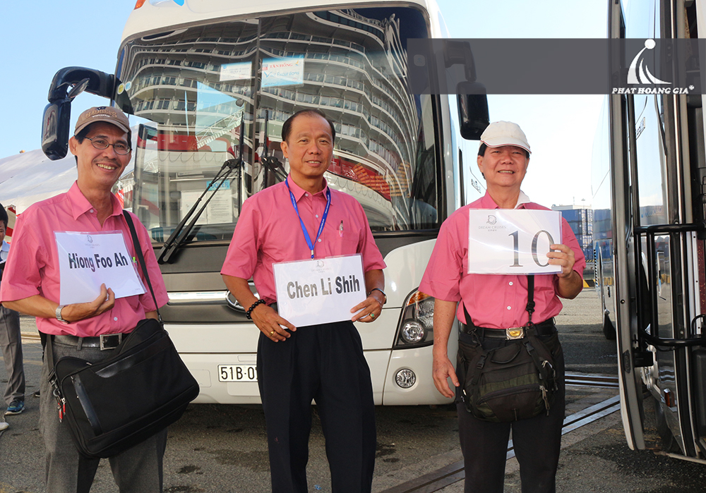 tàu genting dream vào Việt Nam 06