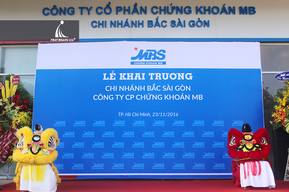 thi công backdrop 02