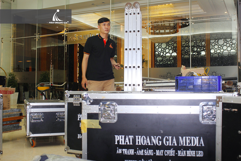 cho thue anh sang