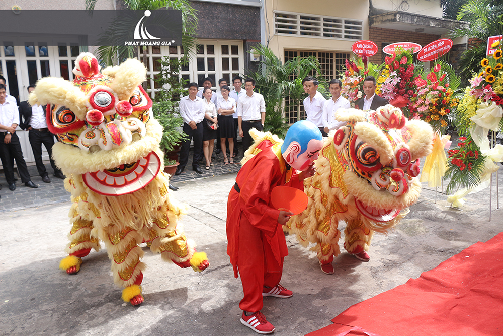 lễ khai trương công ty phú tiến 3