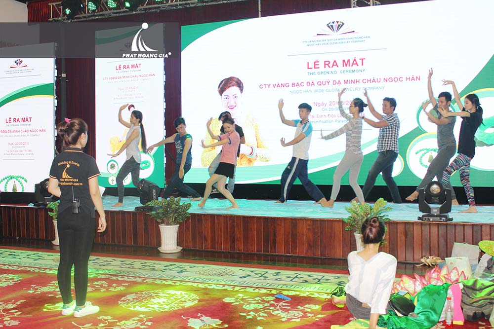 Behind the scenes Dạ Minh Châu Ngọc Hân 24