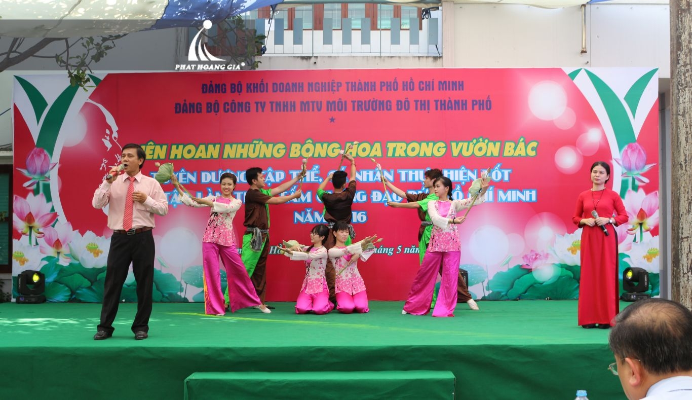 những bông hoa trong vườn Bác 6 - phathoanggia