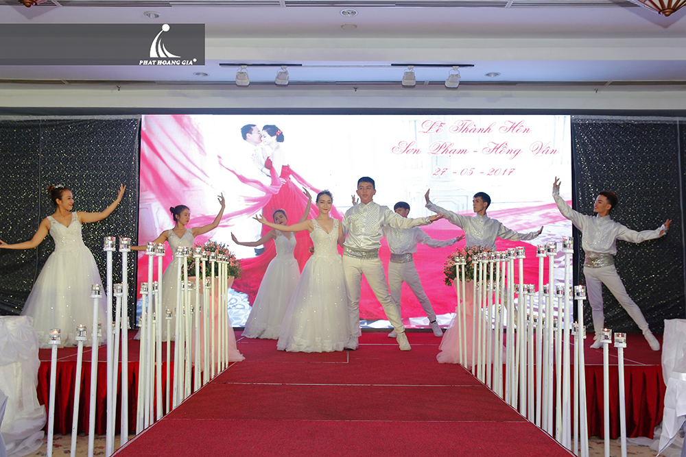 dịch vụ tiệc cưới hoàng long 1