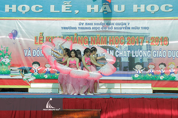 lễ khai giảng trường học 13