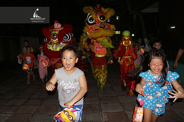 tổ chức trung thu 11