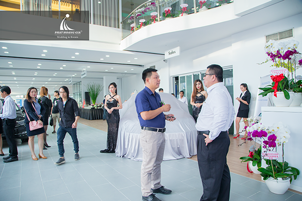 khai trương showroom ô tô Volkswagen 09