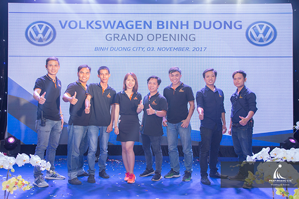 khai trương showroom ô tô Volkswagen 15