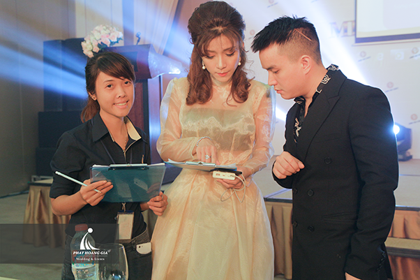tri ân mỹ phẩm joanna pang 121