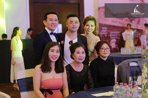 Tôn vinh doanh nhân tiêu biểu Nelly.P 01