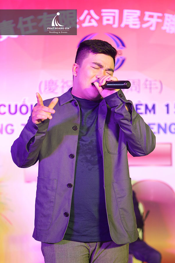 tất niên công ty chig feng 23