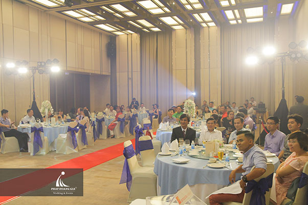 tất niên bitexco 15