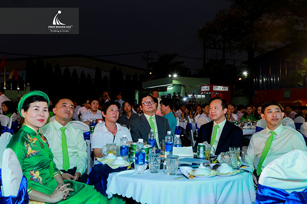 tất niên công ty sài gòn food 15