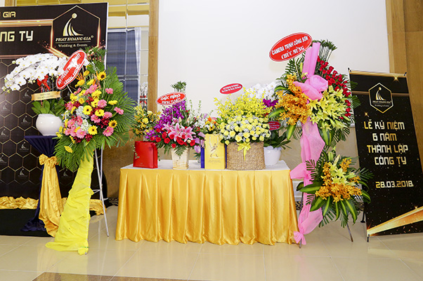 kỷ niệm 6 năm thành lập công ty Phát Hoàng Gia