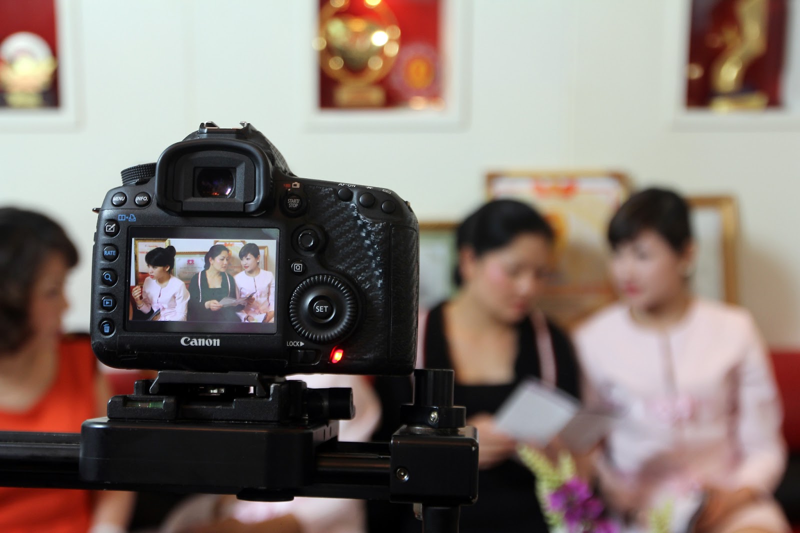 chụp ảnh sự kiện