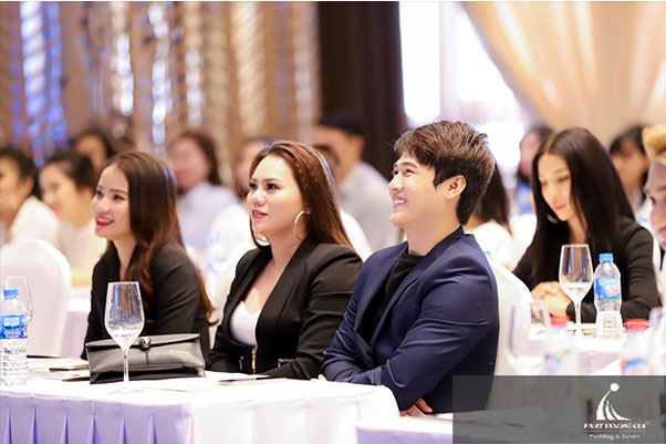 Hội thảo mỹ phẩm Cenlia - Đánh thức tiềm năng vươn tới thành công