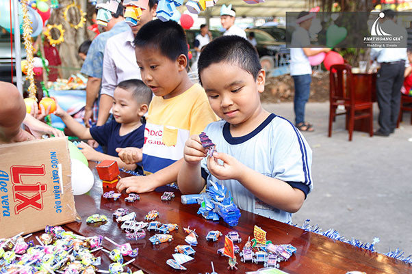 Tổ chức trung thu tại khu căn hộ chung cư