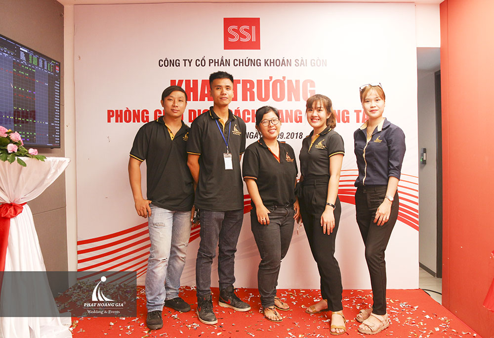 Khai trương phòng giao dịch SSI Cách Mạng Tháng Tám