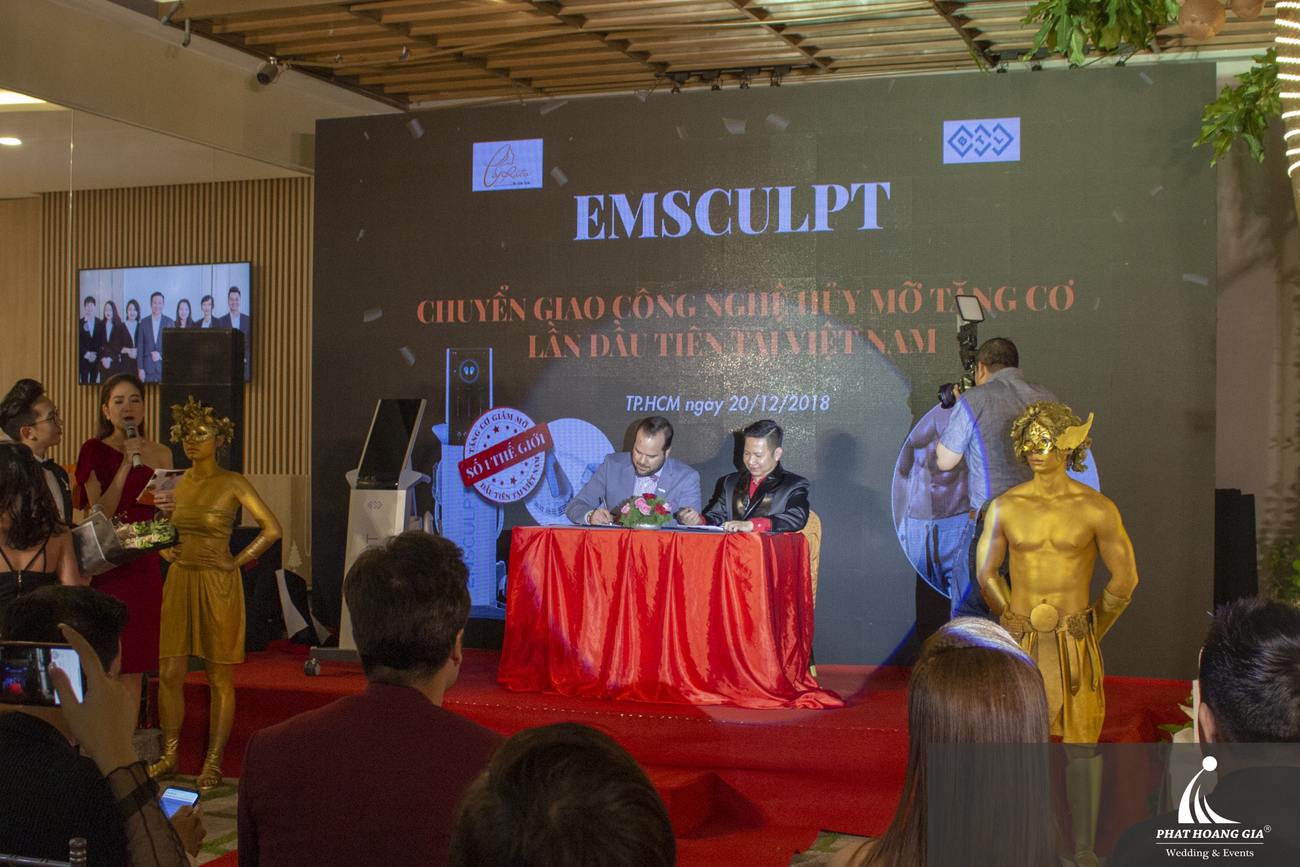 Viện thẩm mỹ La Ratio ra mắt công nghệ giảm mỡ Emsculpt