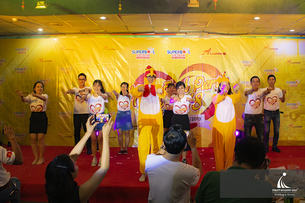 YEAR END PARTY 2018 SUPERBOWL VIETNAM