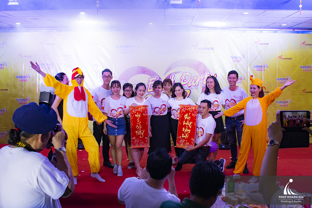 YEAR END PARTY 2018 SUPERBOWL VIETNAM
