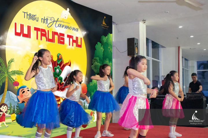 đêm trung thu chung cư Harmona