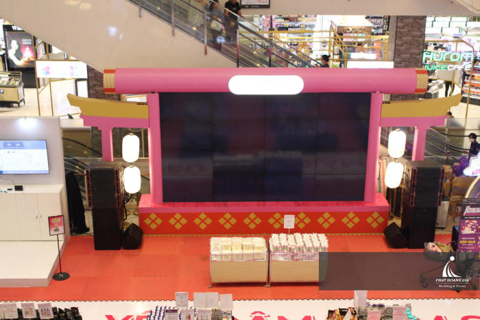 trang trí aeon mall