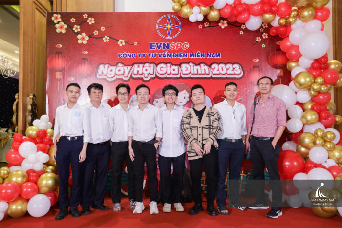 Tất niên