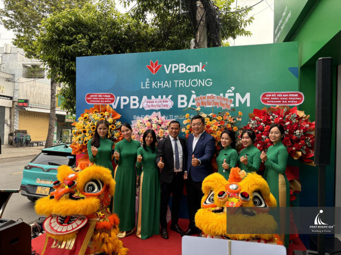 khai trương ngân hàng VP bank