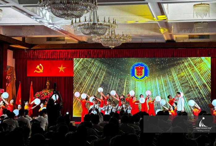 kỷ niệm 30 năm thành lập