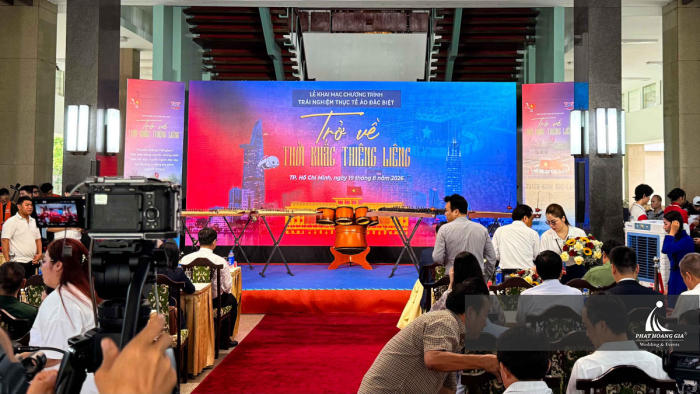 Trở về thời khắc thiêng liêng VOV