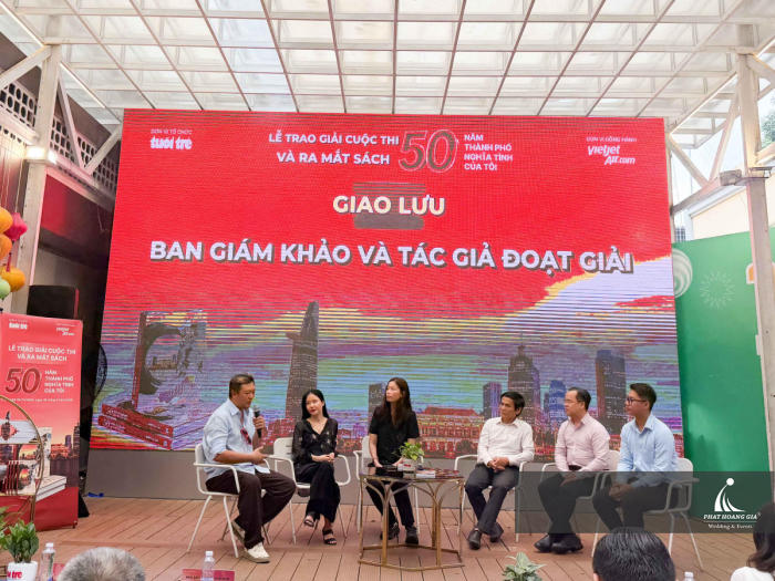 Sự kiện ra mắt sách