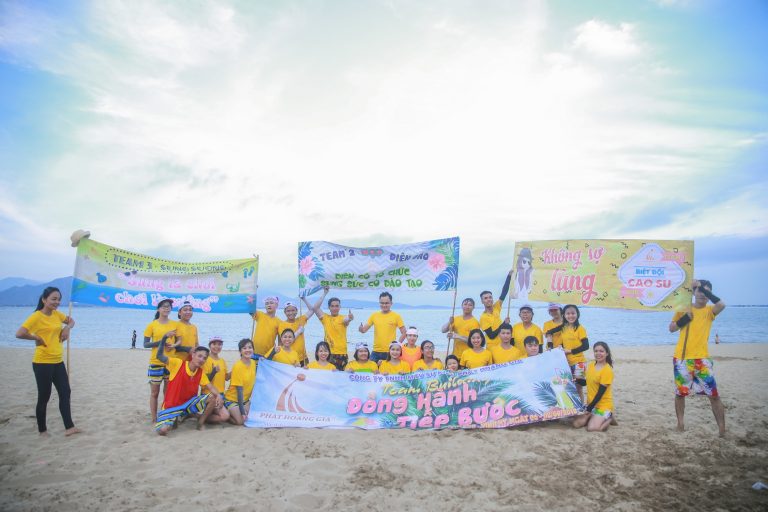 ​PHÁT HOÀNG GIA TEAMBUILDING - 6 YEARS 1 WAY