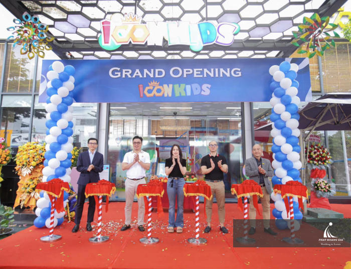 GRAND OPENING - ICONKIDS