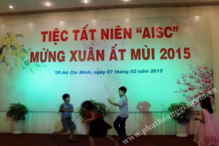 Tất Niên AISC