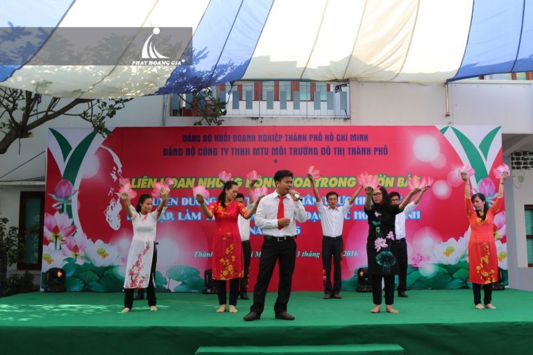 Liên hoan những bông hoa trong vườn Bác