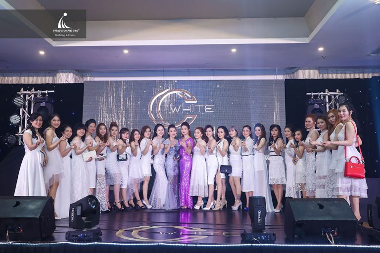 Hội nghị cao cấp – CC. White vươn đến tầm cao mới