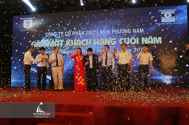Hội nghị khách hàng cuối năm Gạch men Phương Nam