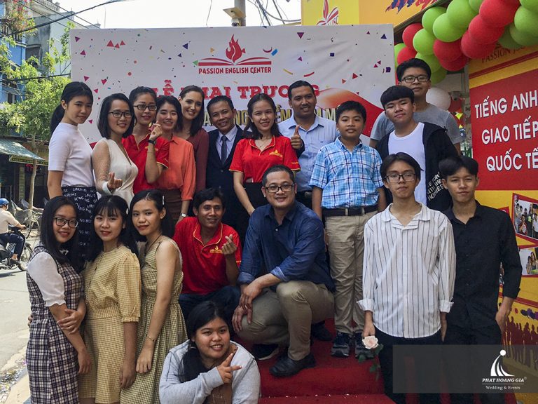 LỄ KHAI TRƯƠNG TRUNG TÂM ANH NGỮ NIỀM ĐAM MÊ