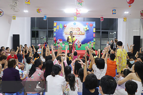 TỔ CHỨC TRUNG THU CHO CHUNG CƯ FLORITA QUẬN 7