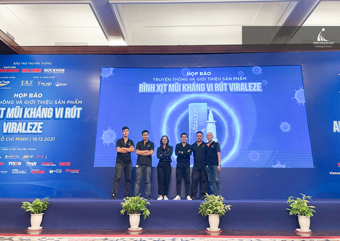 HỌP BÁO GIỚI THIỆU SẢN PHẨM BÌNH XỊT MŨI KHÁNG VI RÚT VIRALEZE