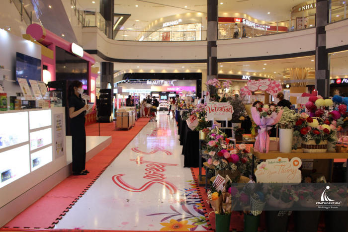 SWEET SEASON - GLAM BEAUTIQUE